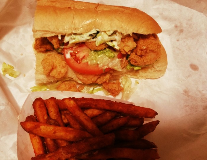 I get this meal every time I go to Gulfport. Can't mis it. 